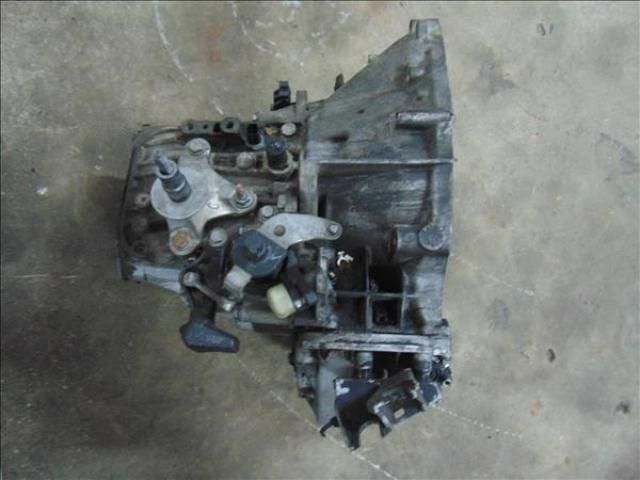 bontott PEUGEOT 5008 Váltó (Mechanikus)