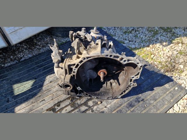 bontott PEUGEOT 5008 Váltó (Mechanikus)