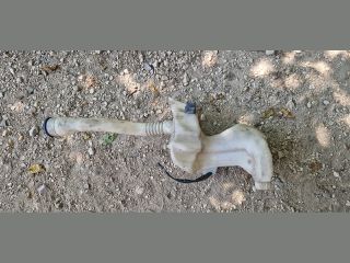 bontott PEUGEOT 5008 Ablakmosó Tartály