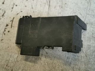 bontott PEUGEOT 5008 Akkumulátor Tartó