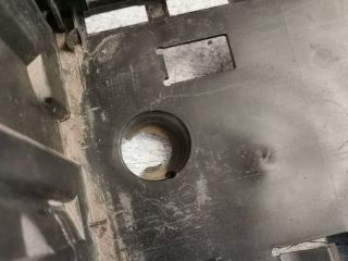 bontott PEUGEOT 5008 Akkumulátor Tartó