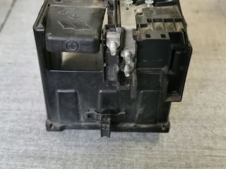 bontott PEUGEOT 5008 Akkumulátor Tartó