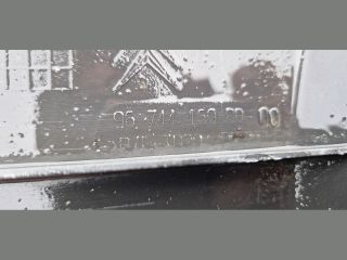 bontott PEUGEOT 5008 Bal Alsó Hátsó Lámpa