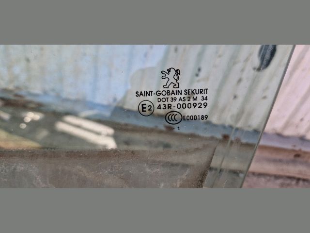 bontott PEUGEOT 5008 Bal első Ablak