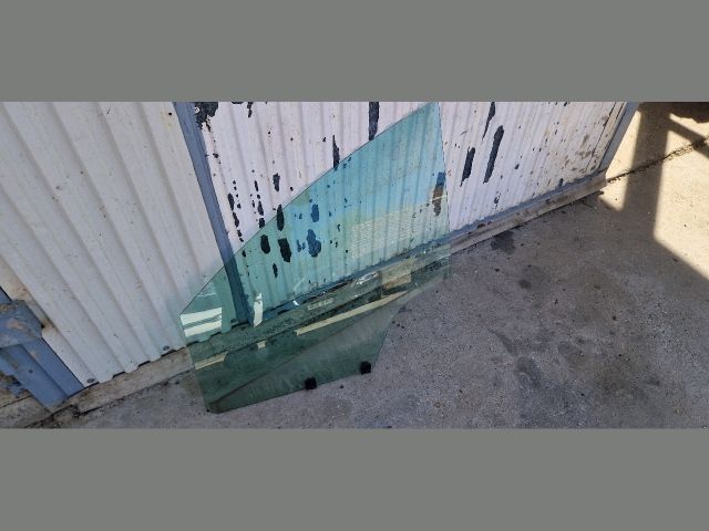 bontott PEUGEOT 5008 Bal első Ablak