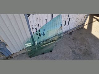 bontott PEUGEOT 5008 Bal első Ablak