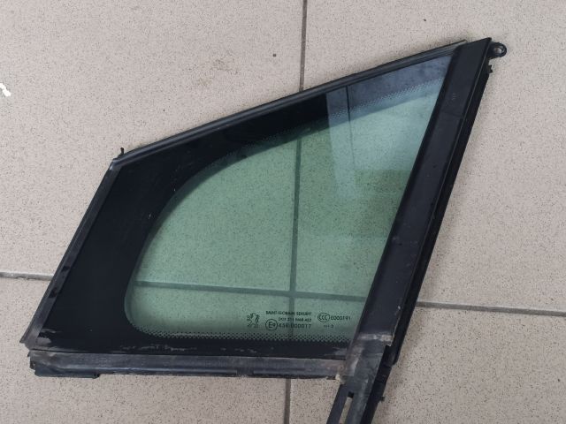 bontott PEUGEOT 5008 Bal első Ablak