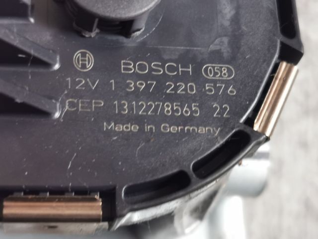 bontott PEUGEOT 5008 Bal első Ablaktörlő Motor