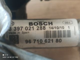 bontott PEUGEOT 5008 Bal első Ablaktörlő Motor