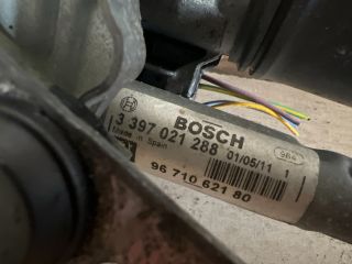 bontott PEUGEOT 5008 Bal első Ablaktörlő Motor