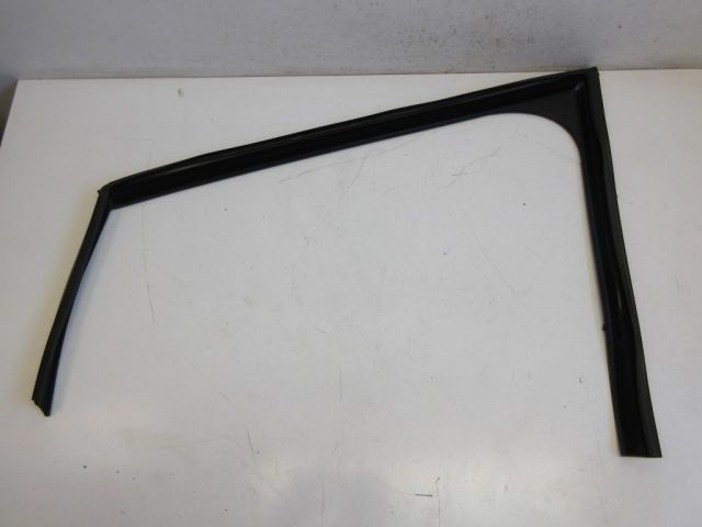 bontott PEUGEOT 5008 Bal első Ablakvezető Gumi