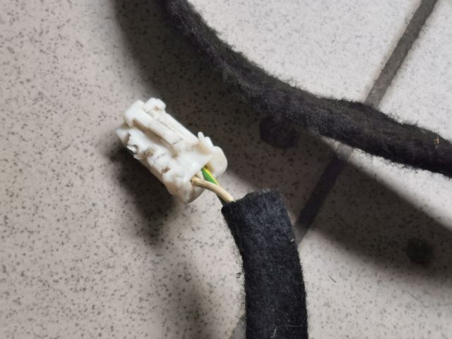 bontott PEUGEOT 5008 Bal első Ajtó Kábelköteg