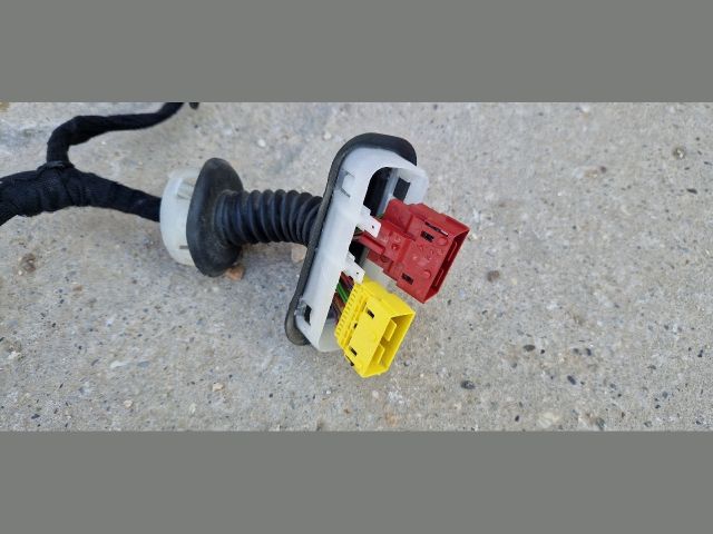 bontott PEUGEOT 5008 Bal első Ajtó Kábelköteg