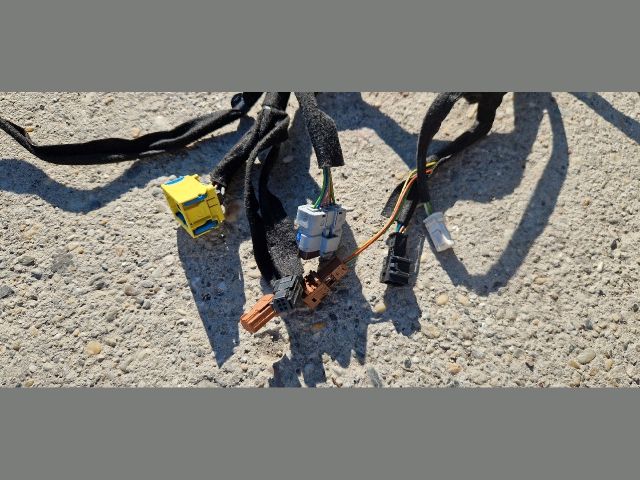 bontott PEUGEOT 5008 Bal első Ajtó Kábelköteg