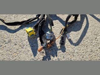 bontott PEUGEOT 5008 Bal első Ajtó Kábelköteg