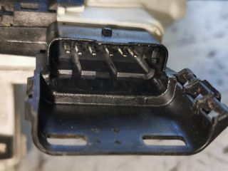 bontott PEUGEOT 5008 Bal első Ajtózár