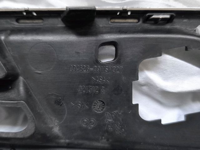 bontott PEUGEOT 5008 Bal első Lökhárító Díszléc