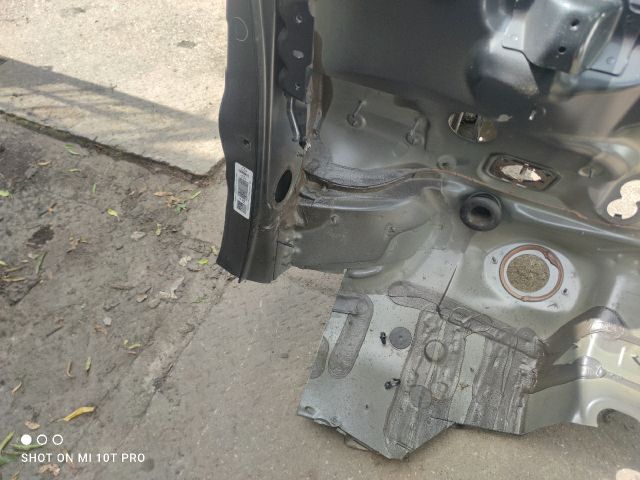 bontott PEUGEOT 5008 Bal első Negyed Karosszéria Csomag