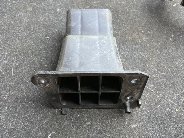 bontott PEUGEOT 5008 Bal első Ütközéscsillapító