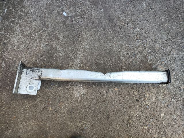 bontott PEUGEOT 5008 Bal első Ütközéscsillapító