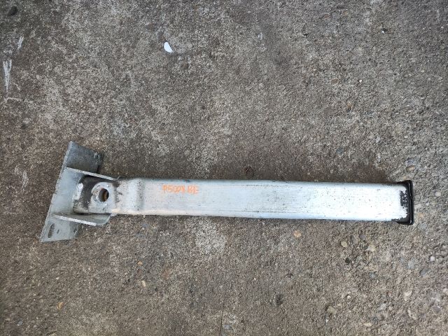 bontott PEUGEOT 5008 Bal első Ütközéscsillapító