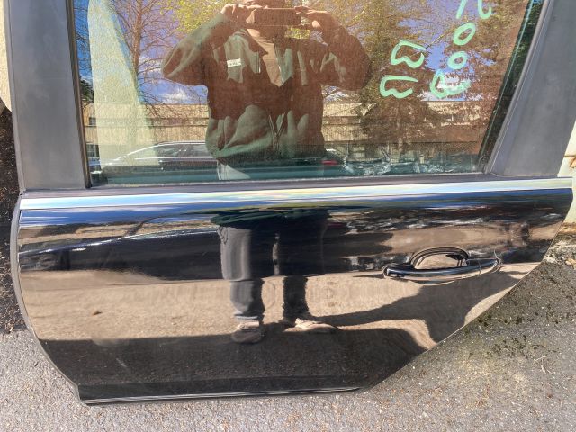 bontott PEUGEOT 5008 Bal hátsó Ajtó (Részeivel)