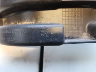 bontott PEUGEOT 5008 Bal hátsó Lökhárító Tartó (Műanyag)