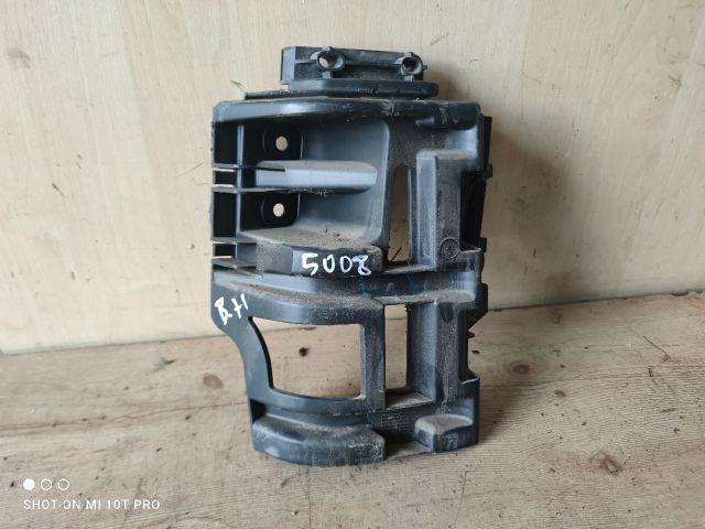 bontott PEUGEOT 5008 Bal hátsó Oldal Lökhárító Tartó (Műanyag)