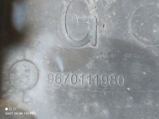 bontott PEUGEOT 5008 Bal Hűtő Légterelő