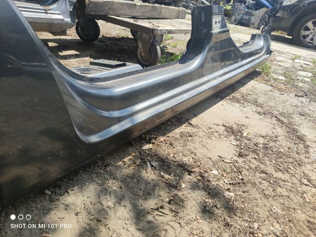 bontott PEUGEOT 5008 Bal Küszöb