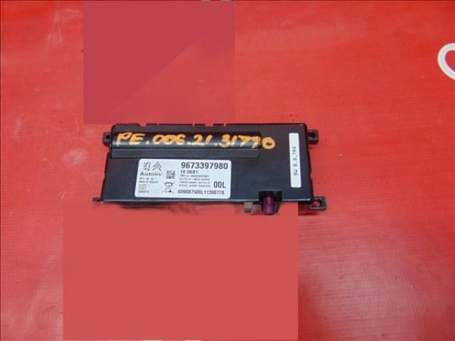 bontott PEUGEOT 5008 Bluetooth Elektronika