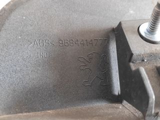 bontott PEUGEOT 5008 Csomagtérajtó Díszléc