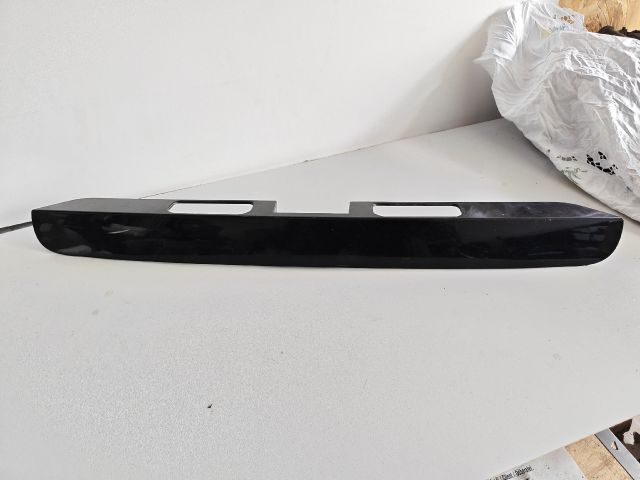 bontott PEUGEOT 5008 Csomagtérajtó Díszléc