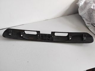 bontott PEUGEOT 5008 Csomagtérajtó Díszléc