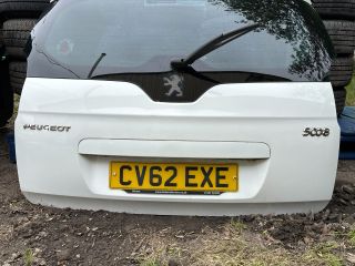 bontott PEUGEOT 5008 Csomagtérajtó (Részeivel)