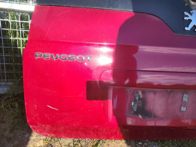 bontott PEUGEOT 5008 Csomagtérajtó (Részeivel)
