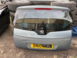 bontott PEUGEOT 5008 Csomagtérajtó (Részeivel)