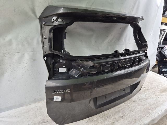 bontott PEUGEOT 5008 Csomagtérajtó (Üres lemez)