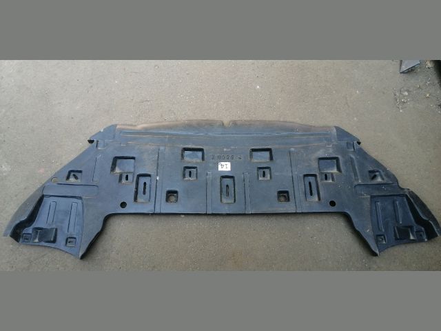 bontott PEUGEOT 5008 Első Lökhárító Alsó (Műanyag)