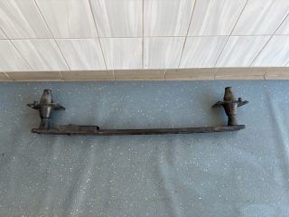 bontott PEUGEOT 5008 Első Lökhárító Merevítő (Fém)