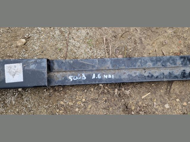 bontott PEUGEOT 5008 Első Lökhárító Merevítő (Fém)