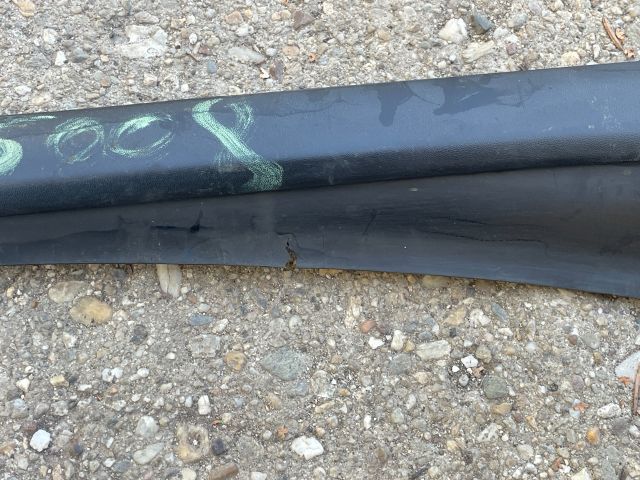 bontott PEUGEOT 5008 Első Szélvédő Bal Díszléc