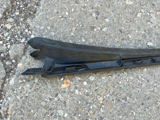 bontott PEUGEOT 5008 Első Szélvédő Jobb Díszléc