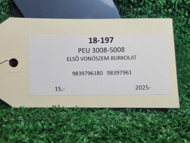 bontott PEUGEOT 5008 Első Vonószem Burkolat
