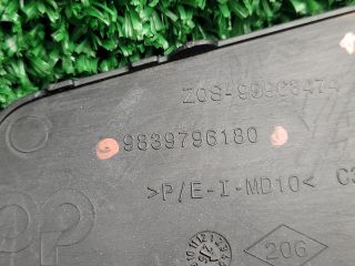 bontott PEUGEOT 5008 Első Vonószem Burkolat