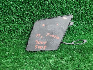 bontott PEUGEOT 5008 Első Vonószem Burkolat