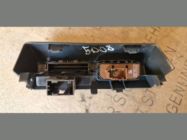 bontott PEUGEOT 5008 ESP Kapcsoló