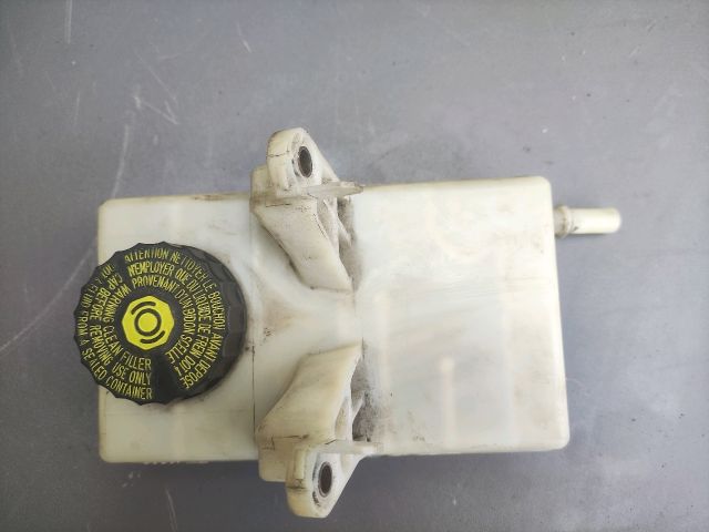 bontott PEUGEOT 5008 Fékfolyadék Tartály