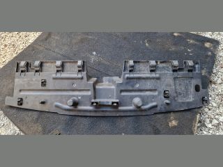 bontott PEUGEOT 5008 Felső Hűtő Légterelő