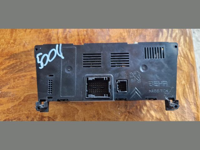 bontott PEUGEOT 5008 Fűtéskapcsoló (digit klímás)